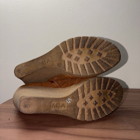 MIA Berdina Leather Wedge Ankle Boots Brown Suede Lace Up Side Zip Womens 9.5 - Picture 9 of 10